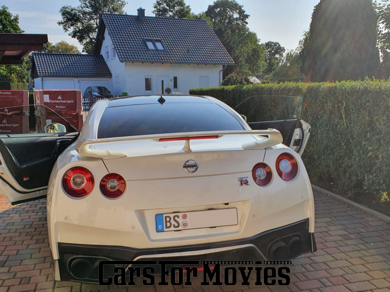 CarsForMovies | Nissan GTR 2017 Japan Weiß Schwarz Zivilfahrzeug Sportwagen Niedersachsen 7639 